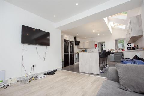 undefined, Raddlebarn Road, Selly Oak B29