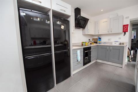 undefined, Raddlebarn Road, Selly Oak B29