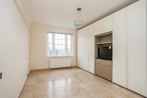 3 bedroom flat to rent, Duchess of Bedford House, Kensington, W8