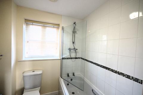 2 bedroom end of terrace house to rent, Poll Close, Norfolk NR18