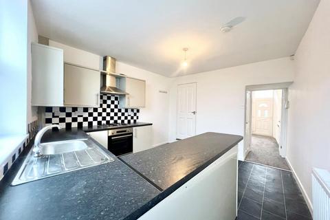 3 bedroom end of terrace house for sale, Princess Street, Hoyland, Barnsley, S74 0NN