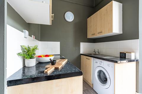 Studio for sale, 14 West Park, Bristol BS8