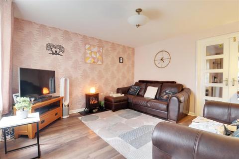 3 bedroom semi-detached house for sale, Ryedale, Elloughton