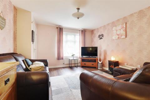 3 bedroom semi-detached house for sale, Ryedale, Elloughton