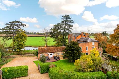 4 bedroom barn conversion for sale, Watermill Lane, Wolverton Mill, Milton Keynes, Buckinghamshire, MK12