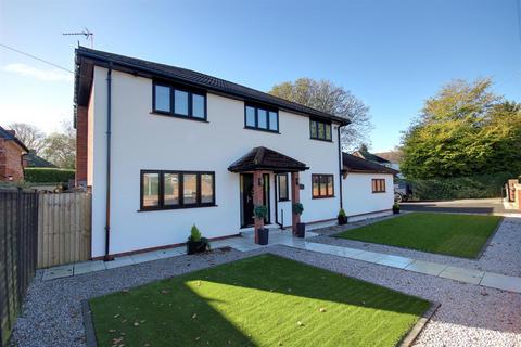 3 bedroom detached house for sale, Molescroft Road, Beverley