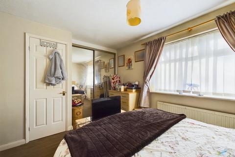 11 Alvega Close, New Ferry, Wirral, CH62 1HG