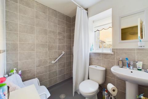 11 Alvega Close, New Ferry, Wirral, CH62 1HG