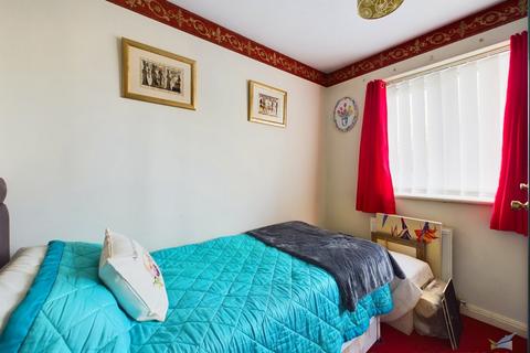 11 Alvega Close, New Ferry, Wirral, CH62 1HG