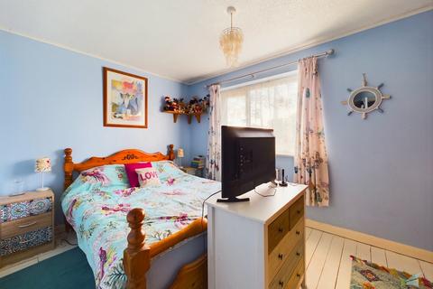 9 Alvega Close, New Ferry, Wirral, CH62 1HG