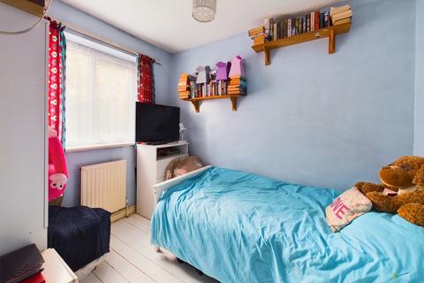 9 Alvega Close, New Ferry, Wirral, CH62 1HG