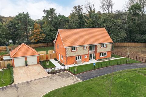 4 bedroom detached house for sale, Docking