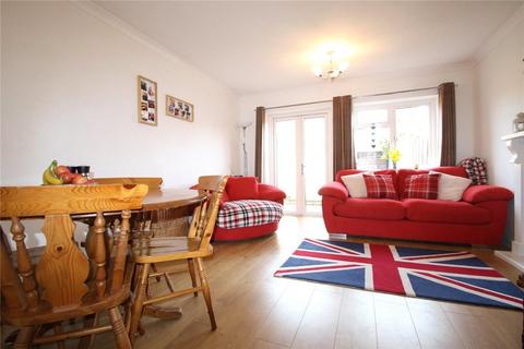 2 bedroom terraced house to rent, Overton Drive, Oxfordshire OX9