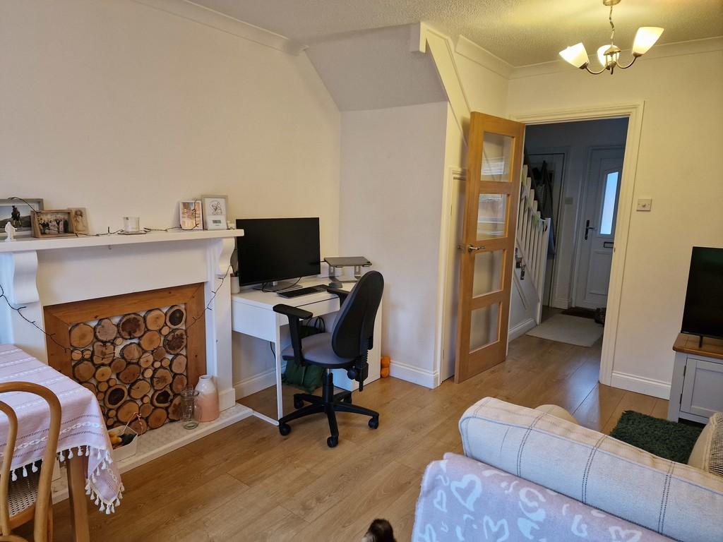 Lounge 2