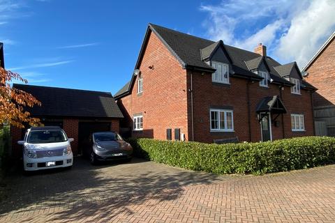 5 bedroom detached house for sale, Orchid Close, Uttoxeter