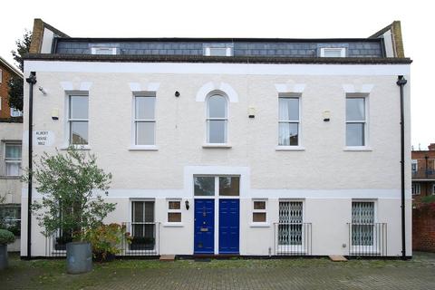 2 bedroom house for sale, Grosvenor Park, Camberwell, London, SE5