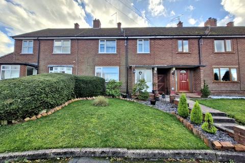 3 bedroom terraced house to rent, Gardner Place, Uttoxeter