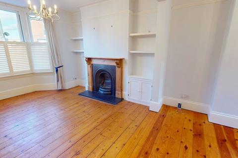 3 bedroom terraced house to rent, Langdon Road, Cheltenham