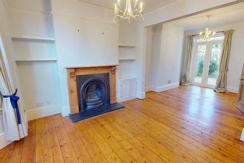 3 bedroom terraced house to rent, Langdon Road, Cheltenham