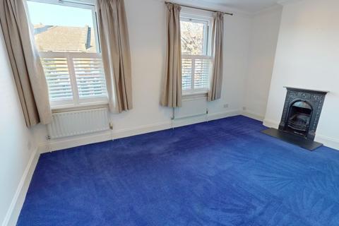 3 bedroom terraced house to rent, Langdon Road, Cheltenham