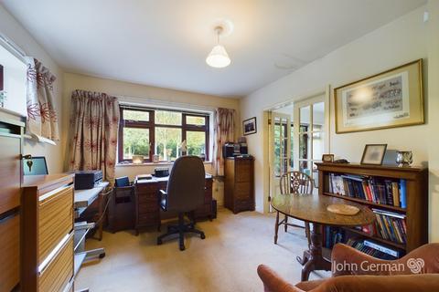 3 bedroom detached house for sale, Chestnut Way, Repton