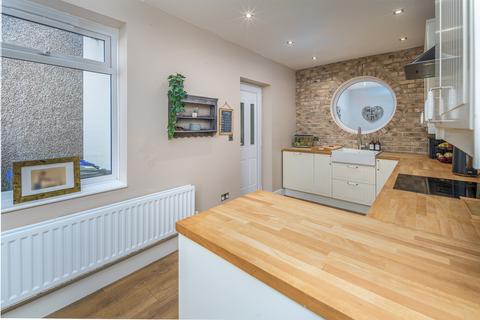 16 Central Avenue, Amble, Morpeth, NE65 0NQ