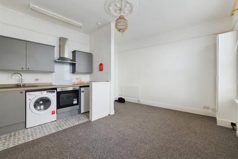 1 bedroom ground floor flat to rent, Devonport Road, Plymouth PL3