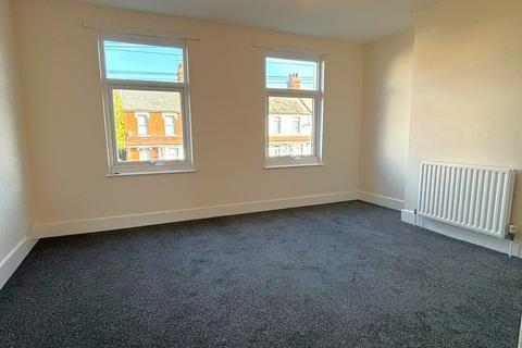 2 bedroom terraced house to rent, St Osyth Road, Clacton-on-Sea CO15