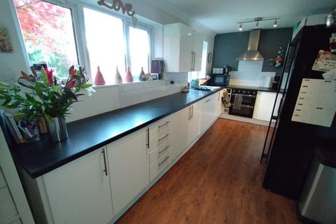 4 bedroom detached house for sale, Tawney Close, Kidsgrove, Stoke-on-Trent