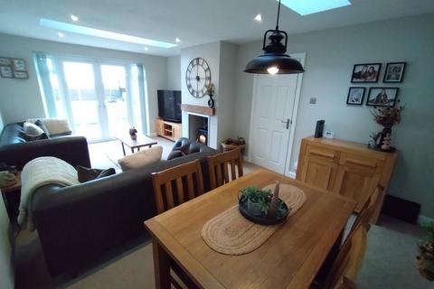29 Aspen Close, Harriseahead, Stoke-on-trent, ST7 4HD