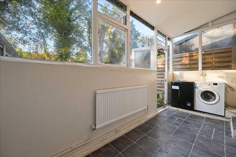 4 bedroom terraced house for sale, Links Road, Tooting