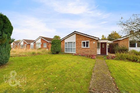 2 bedroom detached bungalow for sale, Waterloo Avenue, Roydon, Diss