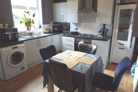 2 bedroom terraced house for sale, De Grey Street, Hull