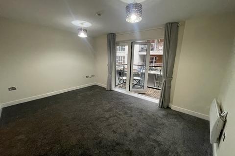 1 bedroom apartment to rent, Lower Canal Walk, Southampton