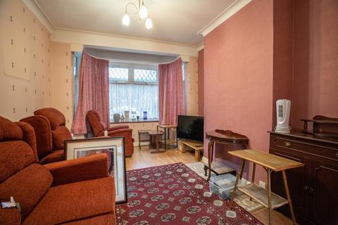 3 bedroom terraced house for sale, Park Avenue, Southall