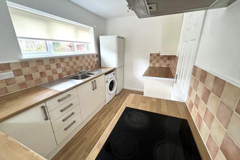 2 bedroom terraced house to rent, Shepherd Close, Hertfordshire SG8