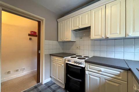 1 bedroom ground floor flat to rent, Beaulands Close, Cambridge CB4