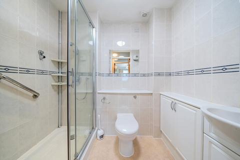 2 bedroom apartment for sale, Chatsworth Place, Mitcham CR4