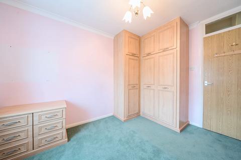 2 bedroom apartment for sale, Chatsworth Place, Mitcham CR4