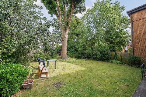 undefined, Chatsworth Place, Mitcham CR4