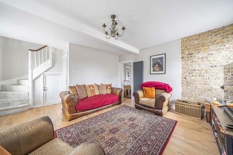 2 bedroom maisonette for sale, The Ridge, Surrey GU22