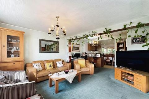 47 The Meads, Edgware, HA8 9HE