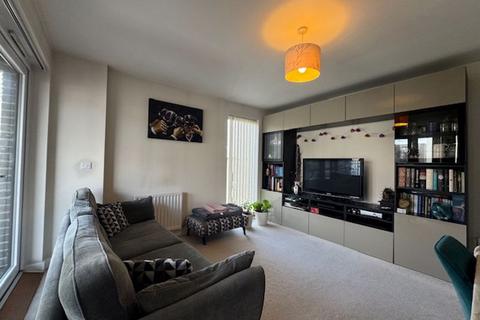 2 bedroom apartment for sale, Observer Close, London