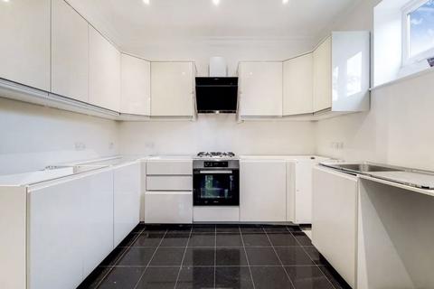 2 bedroom apartment to rent, Heath Drive, Hampstad, London NW3