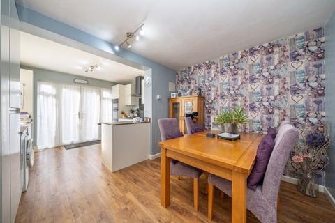 3 bedroom semi-detached house for sale, Three Bedroom Semi in Caddington