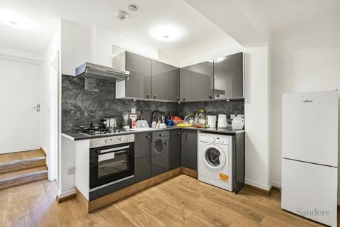 1 bedroom flat to rent, Narford Road, Hackney E5