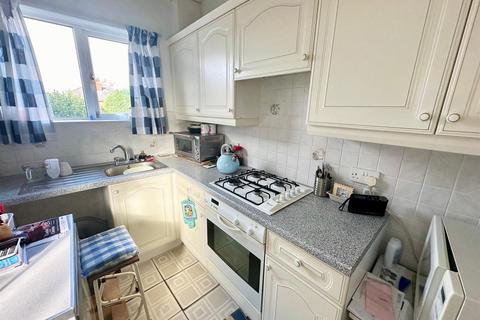 3 bedroom semi-detached house for sale, Green Park Road, Skircoat Green, Halifax