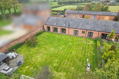 5 bedroom semi-detached house for sale, New Bradley Barn, Bradley Lane, Warrington, WA5