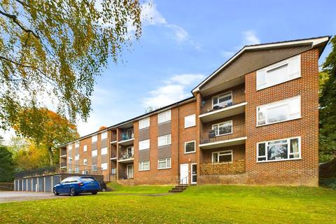 2 bedroom apartment for sale, Church Hill, Caterham