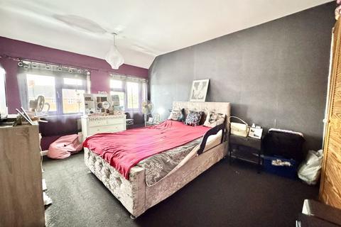 8 Cattell Drive, Sutton Coldfield, B75 7LQ